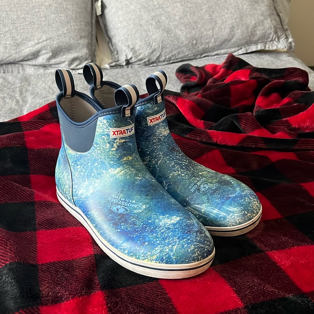 MENS RAIN BOOTS